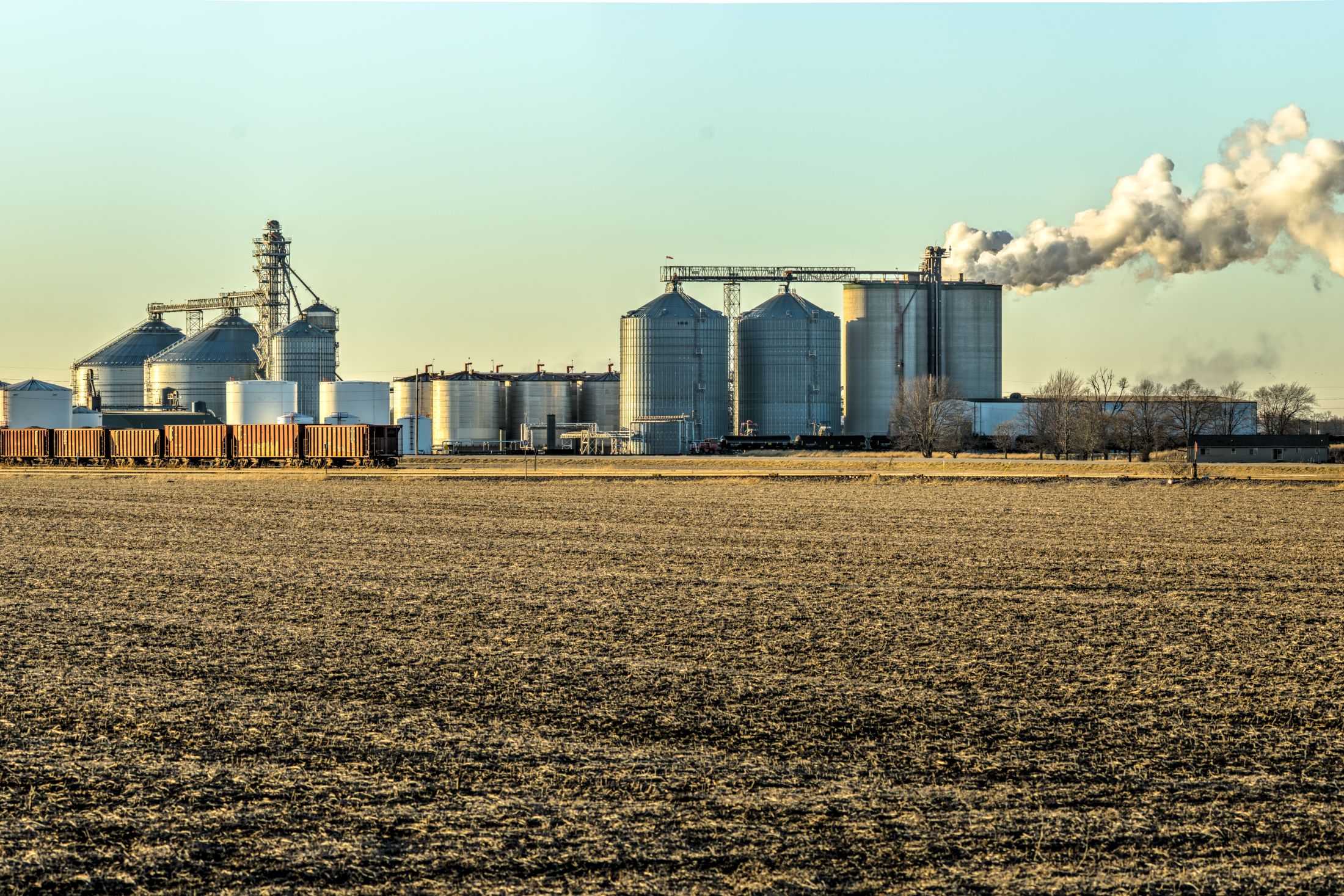Agricultural processing facility on the edge of Fort Dodge, Iowa.